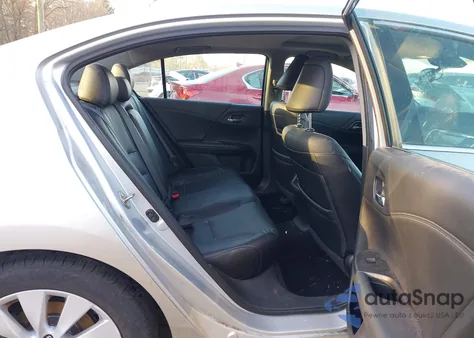 2015 Honda Accord Ex-L V-6 z USA, uszkodzony, nr VIN 1HGCR3F82FA008686